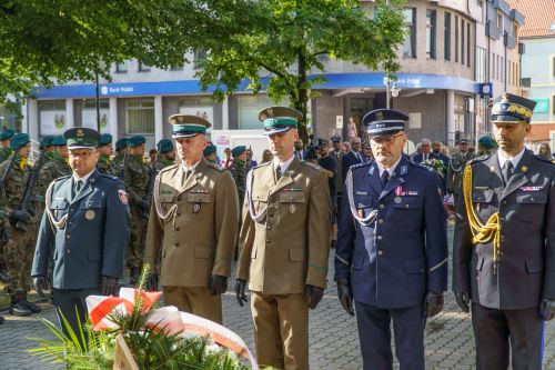 Wojewódzkie Obchody Dnia Walki i Męczeństwa Wsi Polskiej na Placu Grunwaldzkim	